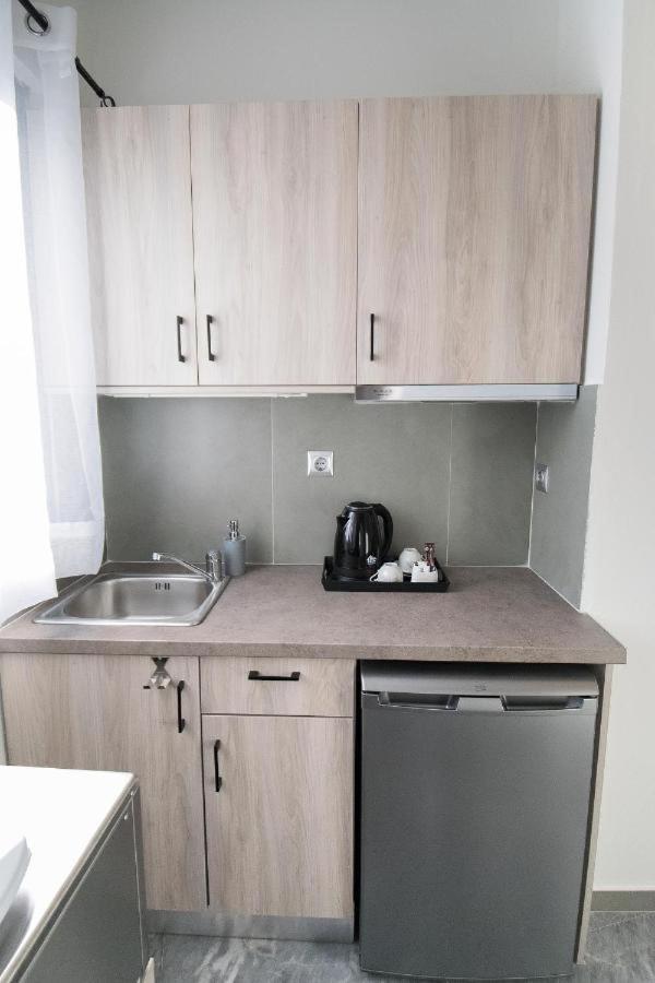 Nick And Helen Apartment Perivolia  Ngoại thất bức ảnh