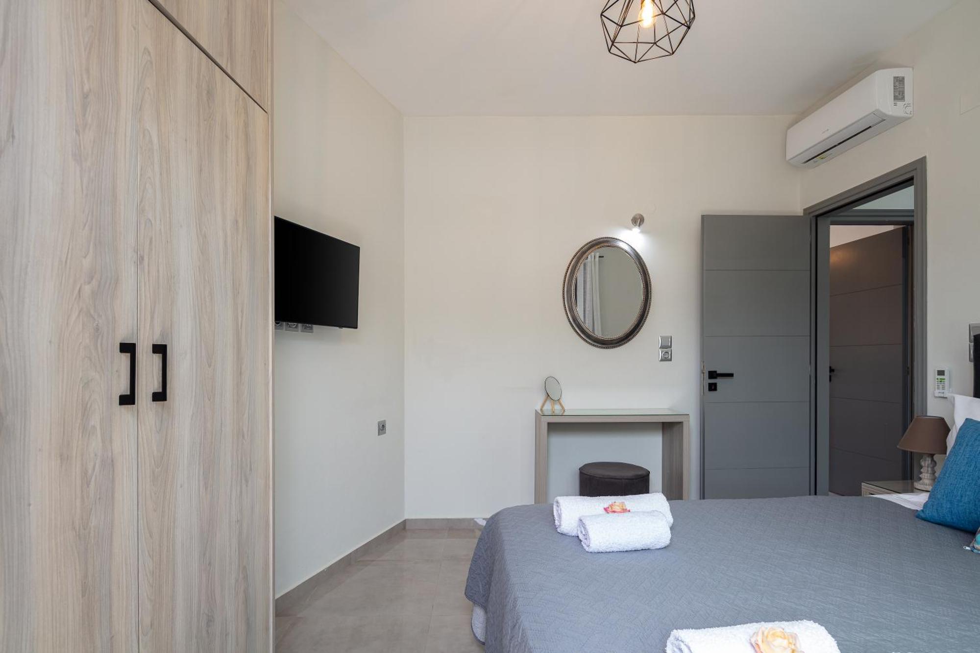 Nick And Helen Apartment Perivolia  Ngoại thất bức ảnh
