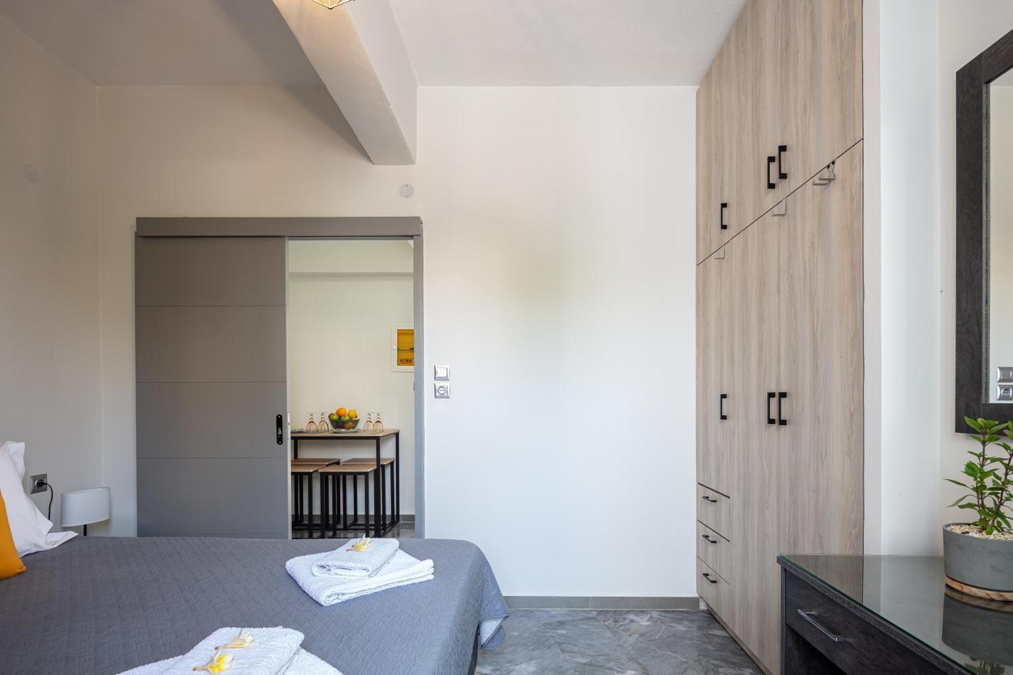 Nick And Helen Apartment Perivolia  Ngoại thất bức ảnh